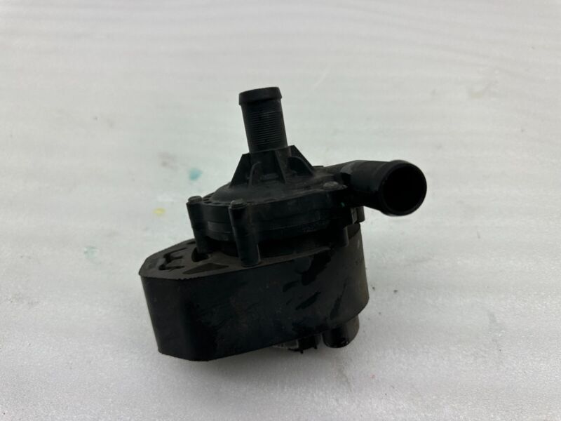 Does Not Apply 2012-2015 Tesla Model S MS Auxiliary Water Coolant Battery Cooling Pump Assembly