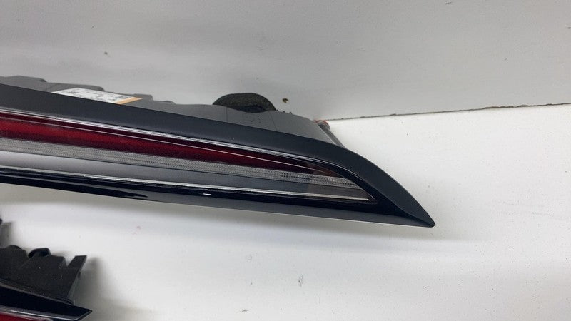 1691498-00-F ⭕ 24-25 Model 3 Rear Driver Side Taillight Quarter Tail Lamp Left 1691498-00-F
