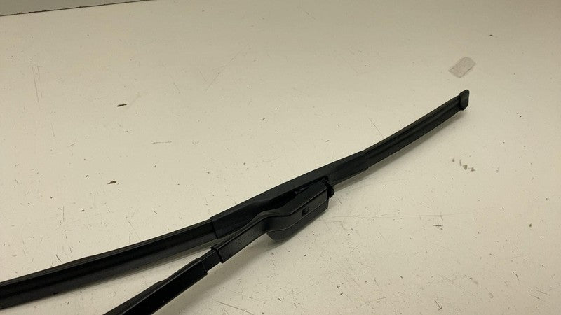 31696293 ⭕ 21-23 Polestar 2 Front Driver Side Windshield Wiper Arm & Blade Left 31696293