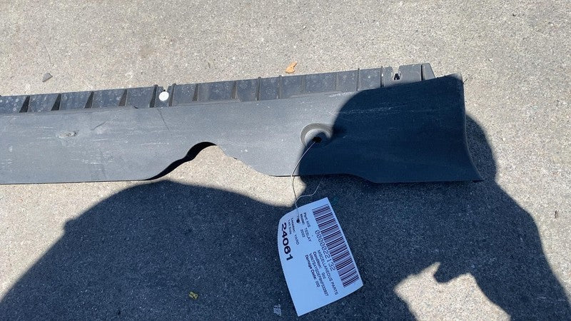149764900B ⭕ 2020-2023 Model Y Left Skirt Rocker Molding Panel Carrier Bracket 1497741-00-B