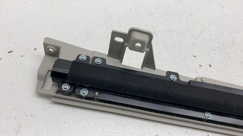 ⭕2017-2024 Chrysler Pacifica Rear Left Side Door Panel Window Sun Shade Assembly