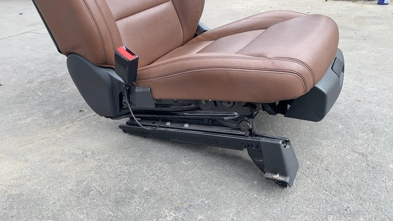 ⭕ 2013-2019 Mercedes-Benz B-Class Front Driver Side 1st Row Seat Brown