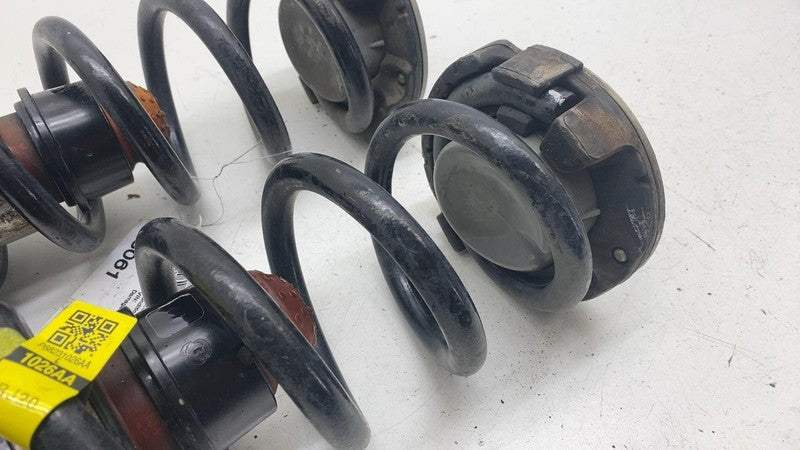 68231026AA ⭕2017-2025 Chrysler Pacifica Rear Left & Right Suspension Coil Spring 68231026AA