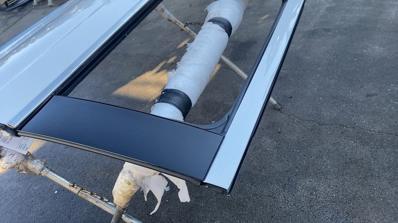 ⭕ 2018-2021 Lincoln Navigator Rear Passenger Side Door Shell Panel Whi