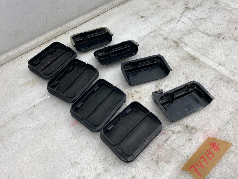 ⭕16-20 Model X Rear Quarter Panel Rubber Flap Extractor Vent Grille 10