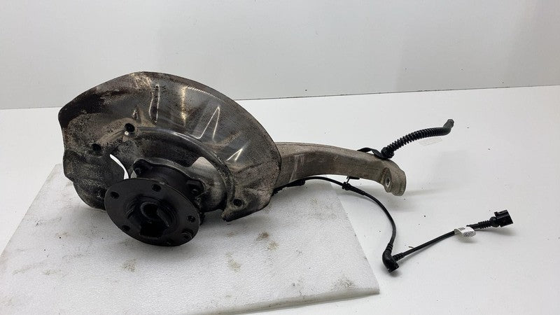 2011-2014 Porsche Cayenne Front Right Spindle Knuckle Hub w/ Dust Shield RH AWD