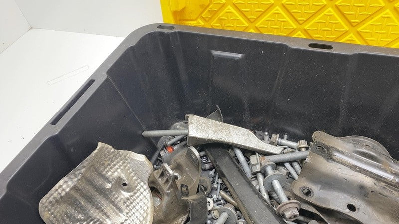 2011-2018 Porsche Cayenne Under Cover Pillar Cladding Shock Plate + SET of Bolt