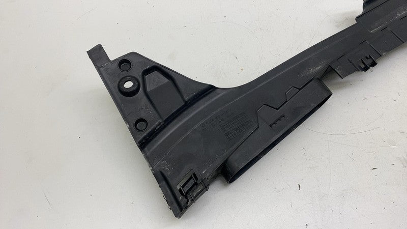 A2055003000 ⭕19-20 Mercedes-Benz C300 Front Air Intake Cleaner Inlet Cover Panel A2055003000