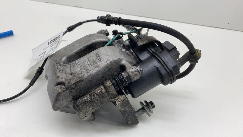 2017-2020 BMW 530e 530i G30 Rear Right Caliper + Brake Hose Line w/o S