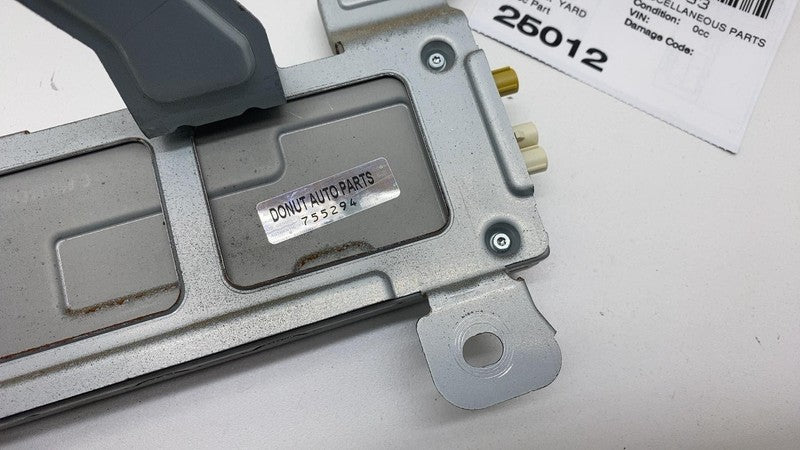 1622932 00 B 21-24 Tesla Model S Harman Becker HB Z511 FM/HD/SXM Radio Tuner Control Module