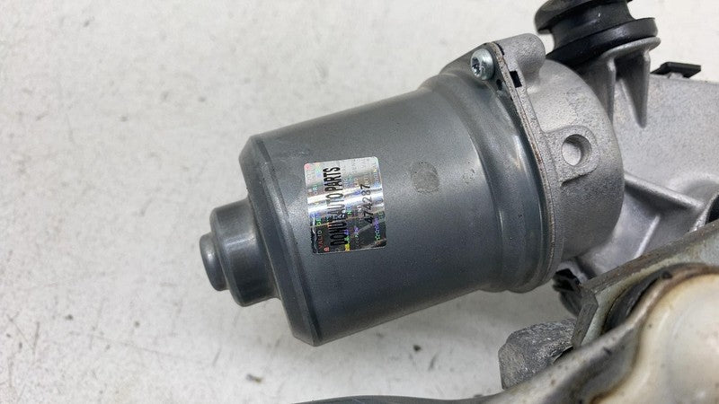 ⭕ 2017-2024 Chrysler Pacifica Front Windshield Wiper Motor & Linkage 6