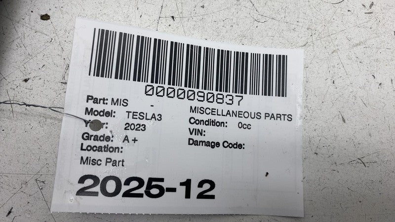 ⭕ 17-25 Tesla Model 3 Front Passenger Side Exterior Mirror Lower Cap C