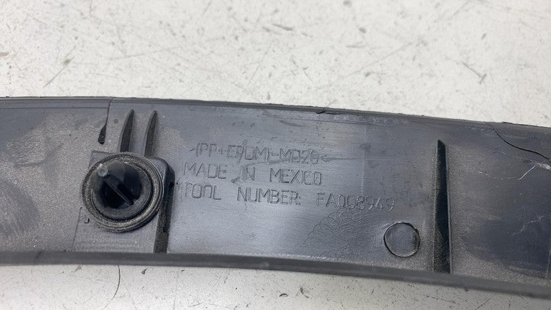 149418600C ⭕ 20-24 Tesla Model Y Front Right Fender Wheel Arch Flare Molding 1494186-00-C