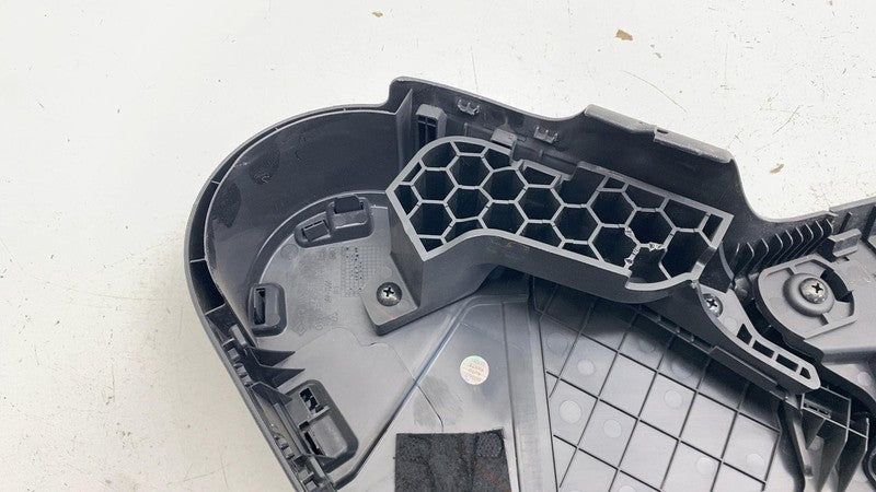 88172-SRT100 ⭕2025 Rivian R1S Front Driver Side Seat Outer Trim Cover Panel Left 88172-SRT100