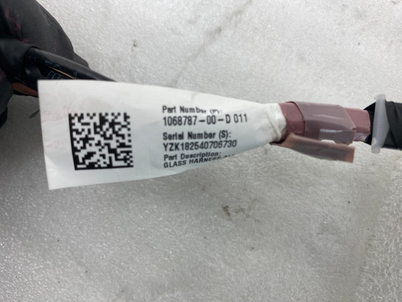 1068787-00-D ⭕ 17-23 Tesla Model 3 Front Triple Camera w/ Interior Rear View Mirror & Cable