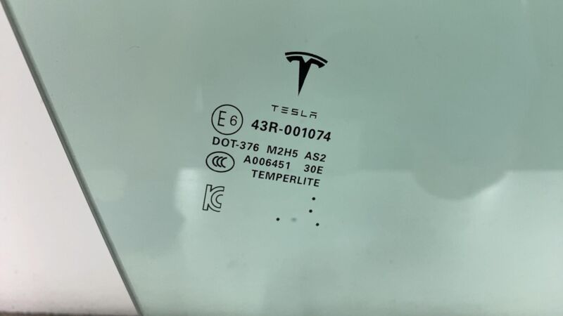E6 43R-001074 ⭕ 2016-2020 Tesla Model S MS Front Passenger Side Door Window Glass Right RH OEM