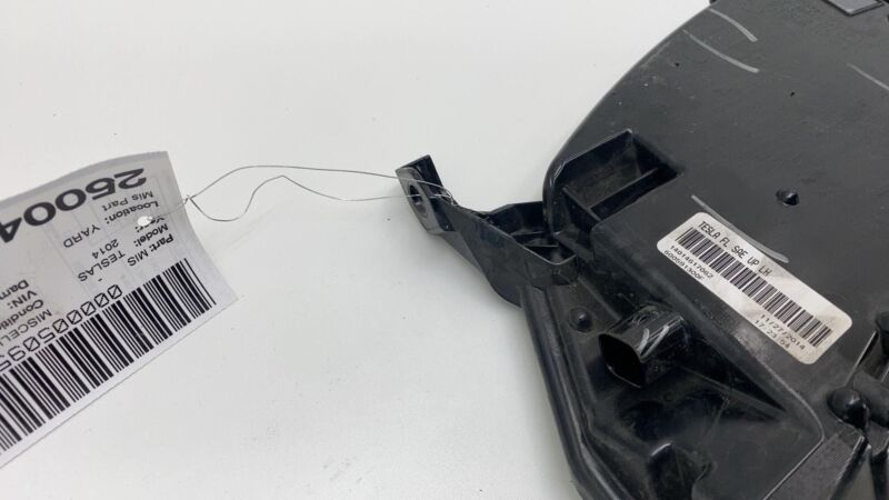 600591300F 2012-2020 Tesla Model S Front Driver Side LED Fog Light Cornering Lamp Left Assy