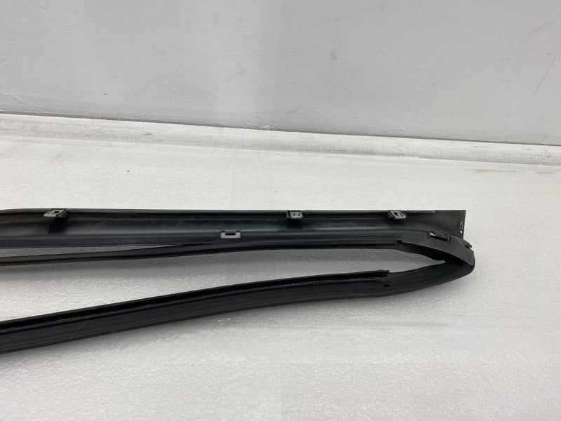 101221700F ⭕ 12-23 Model S MS Right Rocker Panel Scuff Plate Molding w/ Seal 1012217-00-F