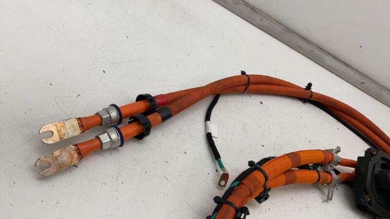 2014-2020 Tesla Model S High Voltage Inlet Chargeport w/ Harness Charging Cable