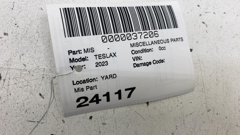 174128900C ⭕ 21-24 Model X Right B-Pillar Applique Trim Mold w/ Camera & Seal 1741289-00-C