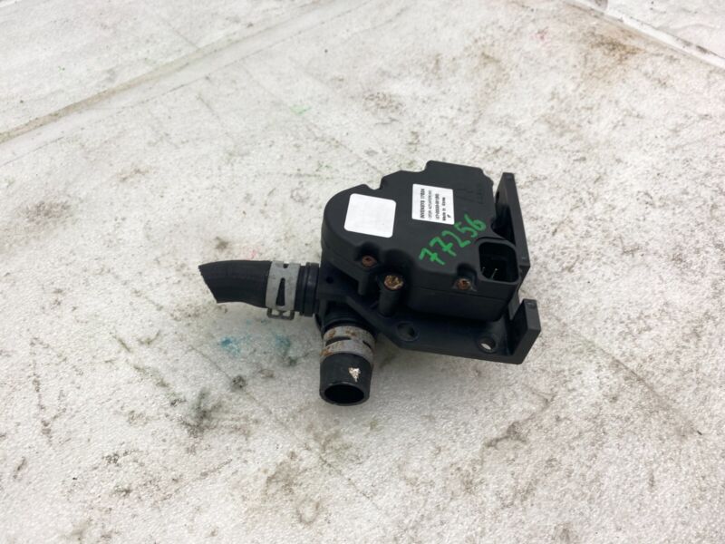 2012-2020 Tesla Model S Coolant Pump Cooling Valve Actuator 4-Way 6007370-00-B