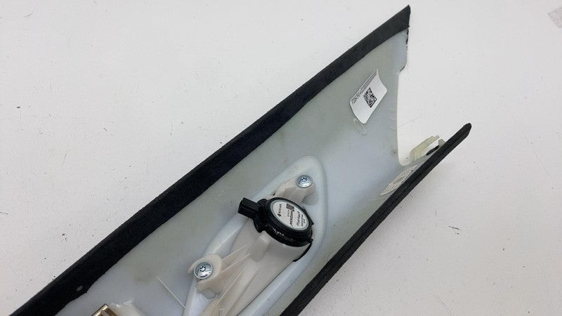 PT00647943A ⭕ 22-24 Rivian R1T R1S Front Right A-Pillar Upper Trim Cover Panel PT00647943-A