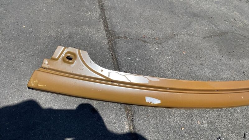 1051904S0A 2021-2023 Tesla Model X Front Driver Side A-Pillar Outer Frame Panel Cutout Left