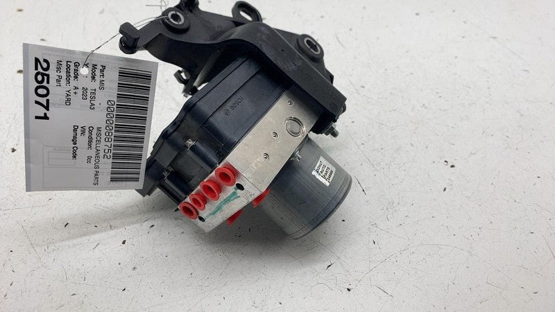⭕ 17-23 Tesla Model 3 Anti-Lock Brake System ABS Pump Module Unit 1044