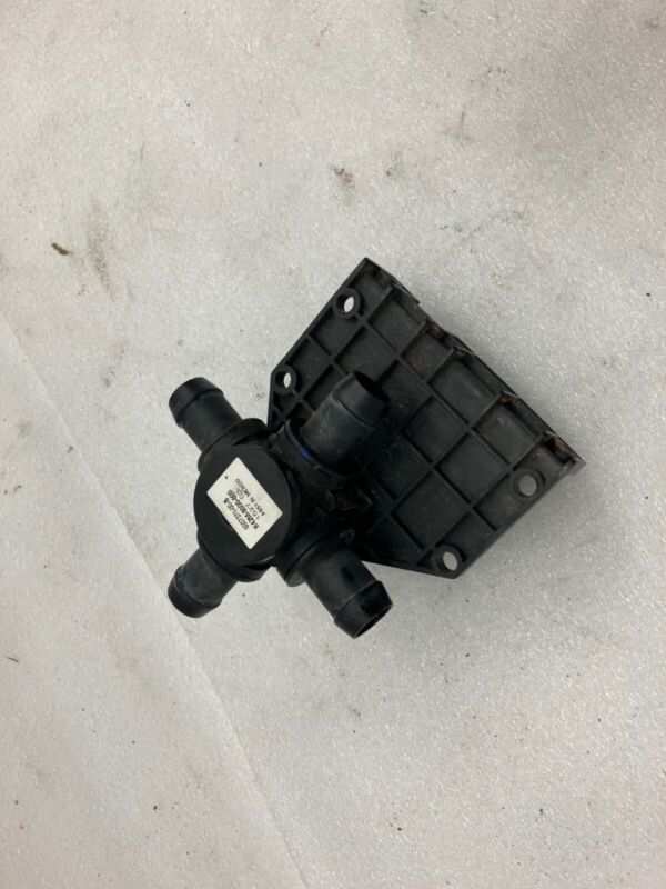 2012-2020 Tesla Model S X Coolant Pump Cooling Valve Actuator 4-Way 6007370-00-B