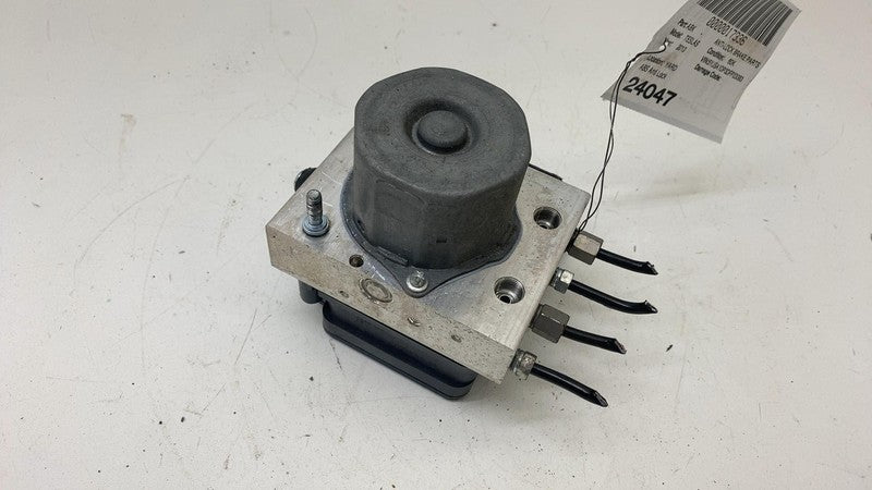 6006363-00-C ⭕ 12-15 Model S MS Hydraulic ABS Anti-Lock Brake System Pump Module 6006363-00-C