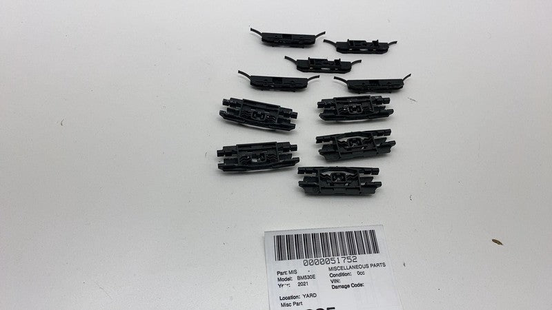 ⭕ 2021 2022 2023 BMW 530e G30 Roof Bar Mounting Clip Molding Fastener