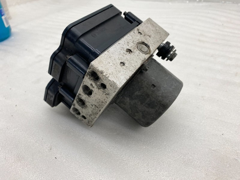 600636300C 2012-2015 Tesla Model S Hydraulic Control ABS Anti-Lock Brake System Pump Module