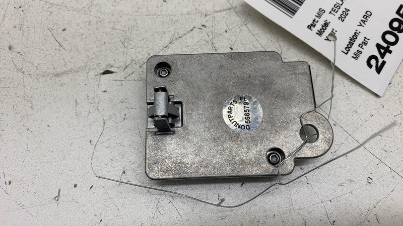 ⭕ 2024-2025 Tesla Model 3 Electrical Interior Radar Sensor Assembly 18