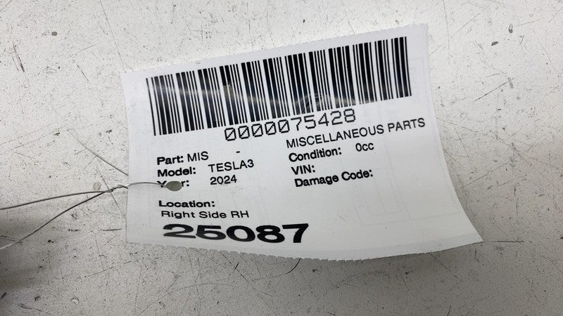 1834629-10-D ⭕24-25 Model 3 Front Right Frunk Low Voltage Body Controller Module 1834629-10-D