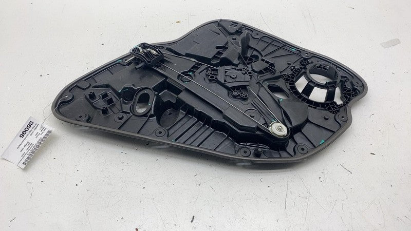 ⭕ 2021-2023 Polestar 2 Rear Right Side Door Window Regulator & Carrier