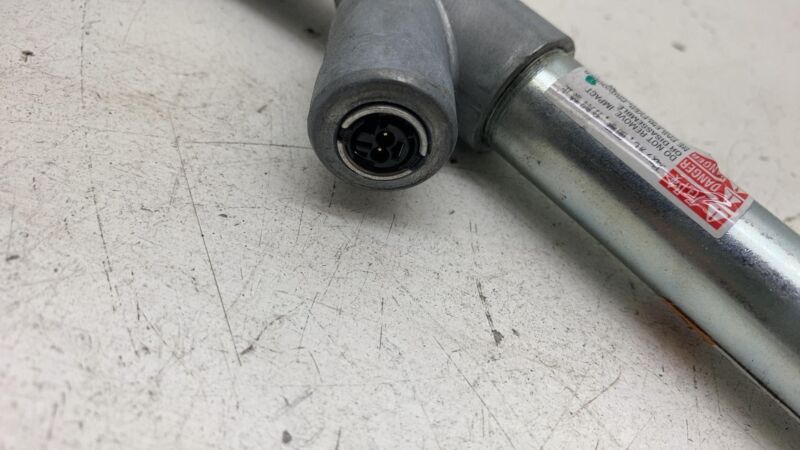 100526505D ⭕12-20 Tesla Model S Front Right Lap Pretensioner 16-20 Tesla Model X Front Left
