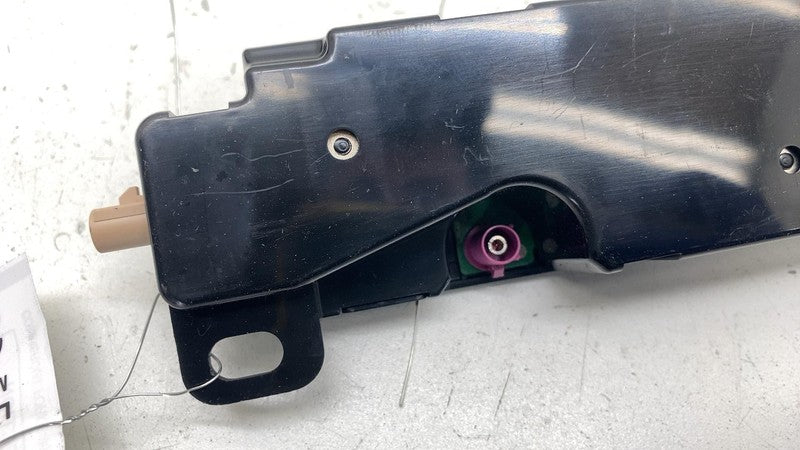 ⭕ 2017-2023 Tesla Model 3 Y WiFi Bluetooth Antenna Control Module 1585