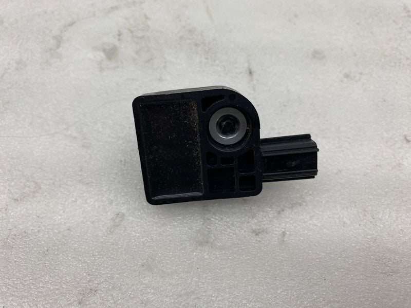 1009017 00 A ⭕ 2012-2015 Tesla Model S C-Pillar Acceleration Impact Sensor (x4) 1009017-00-A