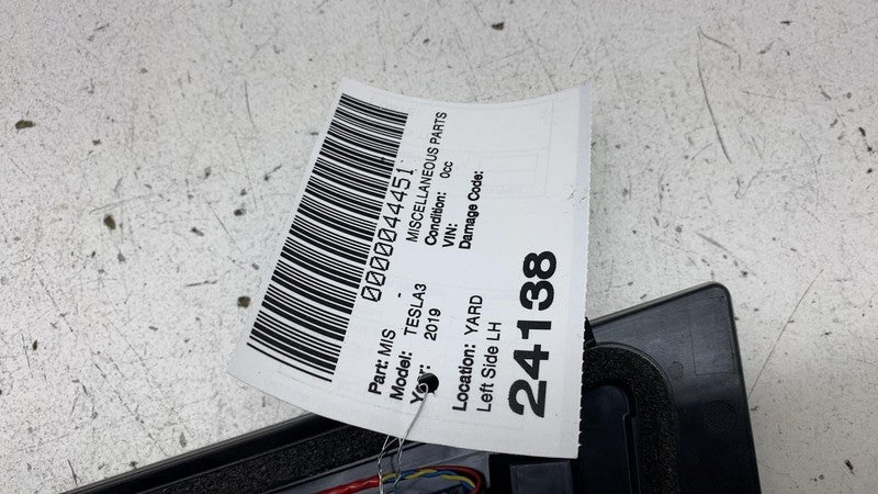 ⭕ 17-23 Tesla Model 3 Left B-Pillar Applique Glass Trim w/ Camera 110