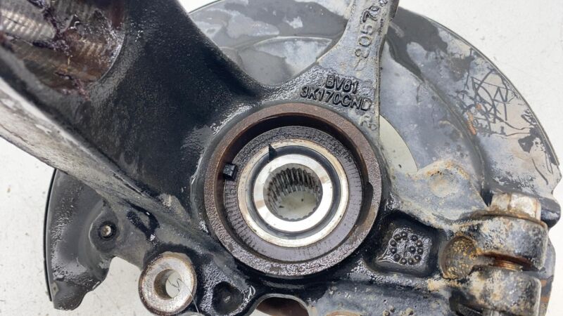BV61 3K170 CND 2013-2018 Ford C-Max Front Passenger Spindle Knuckle w/ Dust Shield & Hub Right