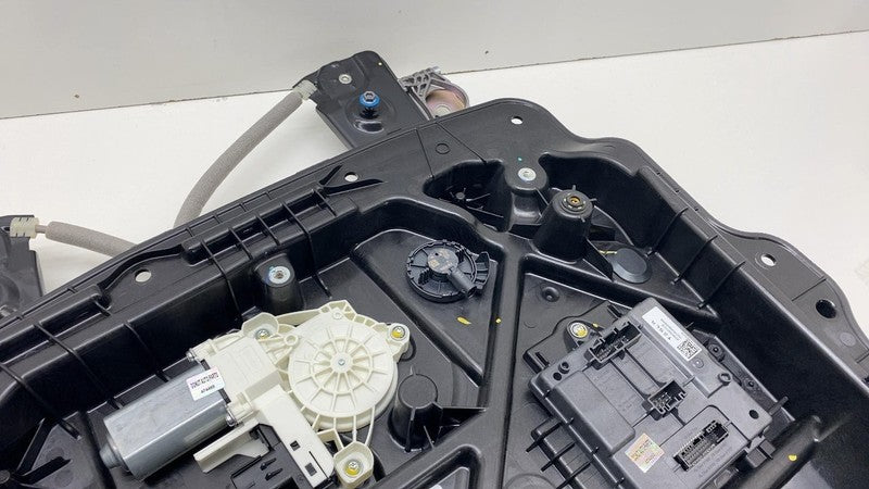 1805867 98 E 2024 2025 Tesla Cybertruck Rear Passenger Door Window Regulator w/ Motor Right