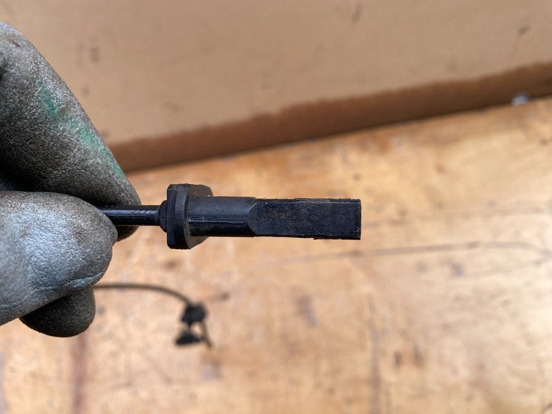 103779600C ⭕ 16-20 Model X Rear Left or Right Anti-Lock ABS Wheel Speed Sensor 1037796-00-C