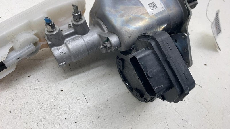 104467100D ⭕ 2017-2023 Model 3 Power Brake Booster Master Cylinder & Reservoir 1044671-00-D