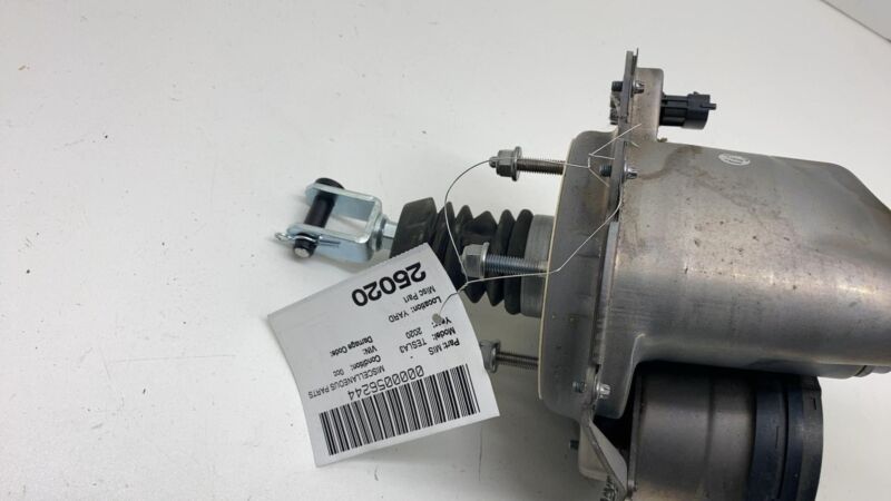 1044671 99 F 2017-2023 Tesla Model 3 iBooster Power Brake Booster Master Cylinder & Reservoir
