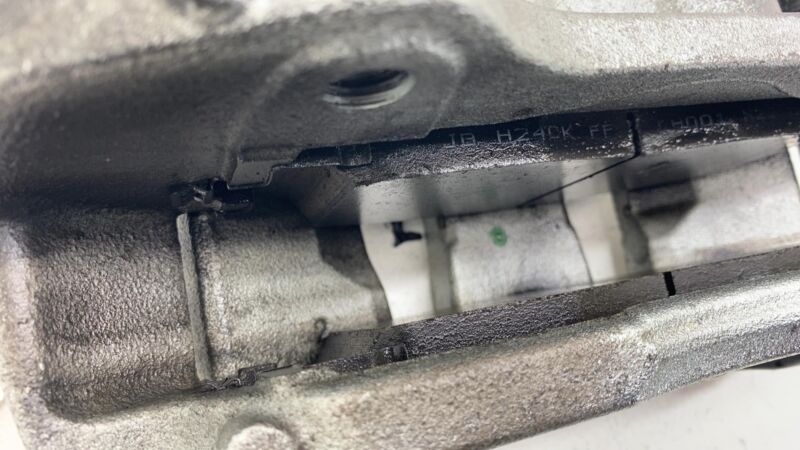 2021-2024 Chrysler Pacifica Front Passenger Brake Disc Caliper Right Assembly RH