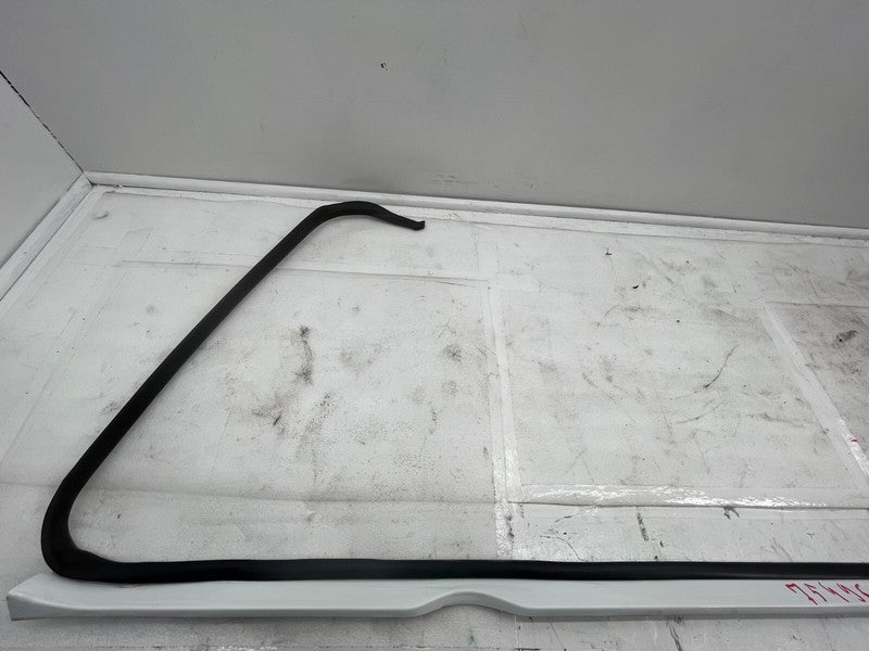 ⭕ 2012-2023 Tesla Model S Right Rocker Panel Scuff Plate Molding w/ Rubber Seal