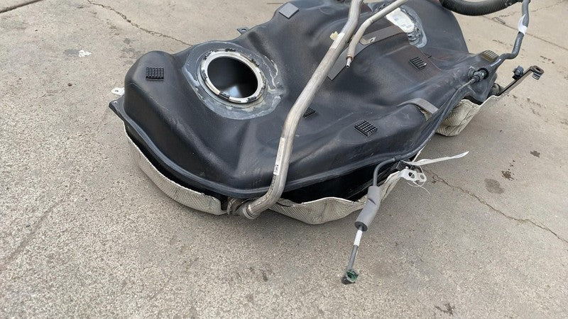 ⭕ 2014-2022 Maserati Ghibli 3.0L Fuel Gas Tank Reservoir Storage Assy