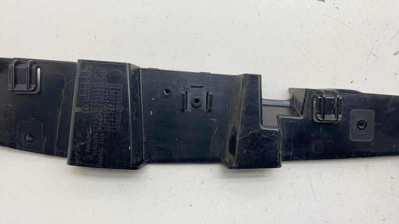 7299184 ⭕ 14-21 BMW i3 Front Passenger Side Fender Retaining Bracket Right 51657299184