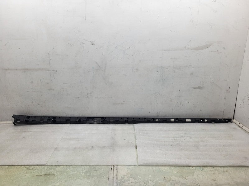 104669000B ⭕ 2016-2023 Tesla Model X Rocker Carrier Panel Trim Bracket Left LH 1046690-00-B