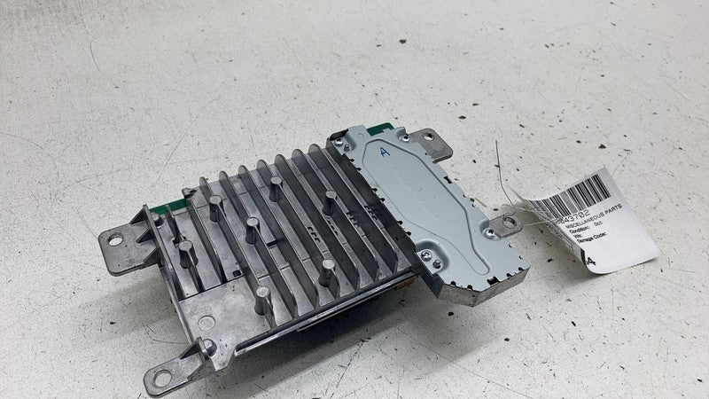 68581510AD ⭕ 22 Chrysler Pacifica UConnect 5 Multimedia Receiver Radio 68581510A